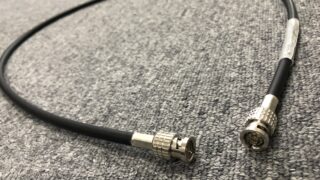 ライブ会場やテレビ収録で使用するケーブルにも様々種類があります