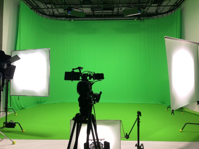 アプリの広告撮影現場にCAとして参加～クロマキー撮影の技術や現場での作業テクニックについて