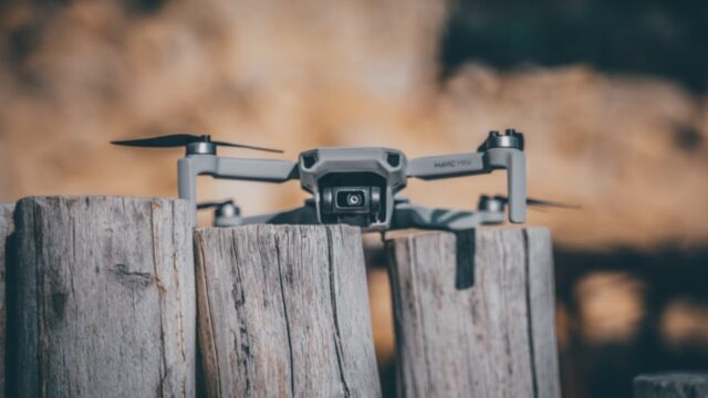 DJI社のドローン『Mavic Mini』のスペックと航空法による飛行制限について