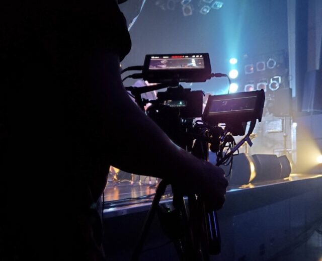 『Honey L Days』のライブの撮影・配信を担当①～一眼系カメラでの撮影＆シネスコサイズでの生配信