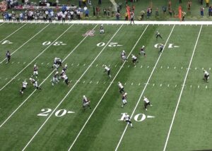 アメフトの試合の撮影現場にCAとして参加~他局チームとのバーター業務をサポート