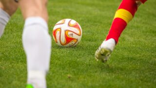 サッカー中継の現場にCAとして参加〜放送席の顔出し用カメラを担当