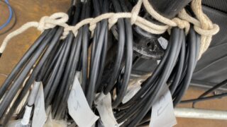 屋外撮影時のケーブルの処理について～濡らさない工夫やまとめ方など