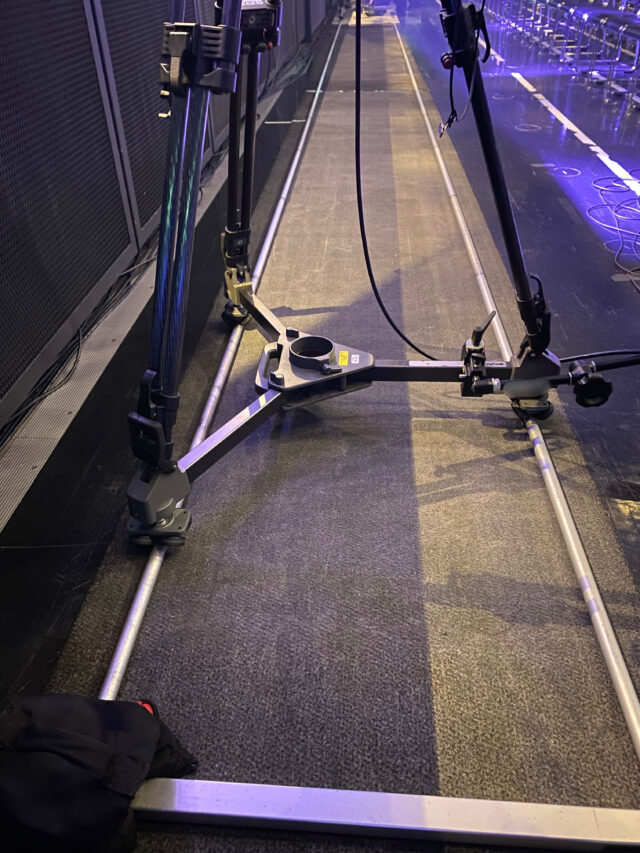 ライブコンサートの撮影にCAとして参加～パットレールを使用した撮影をサポート