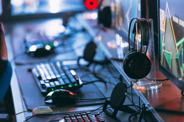 e-sports施設での有名ゲームの特番収録にCAとして参加〜本番中はタリー付きカメラのケーブル捌きを担当