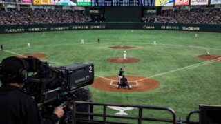 スポーツ中継の基準を作る ベースの画「マスターショット」とチーフカメラマンの役割